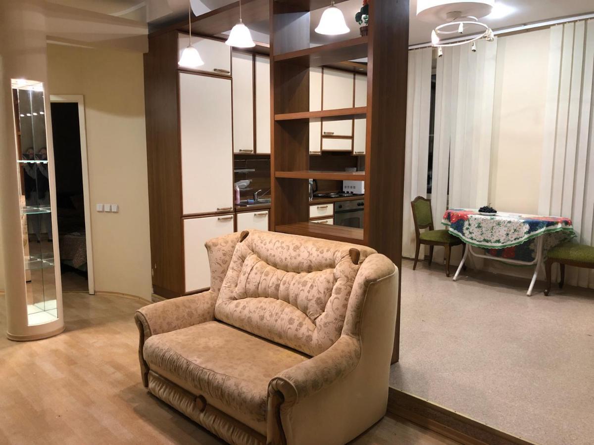 Lux In The Center With Jacuzzi Most City Area Ντνιπροπετρόφσκ Εξωτερικό φωτογραφία